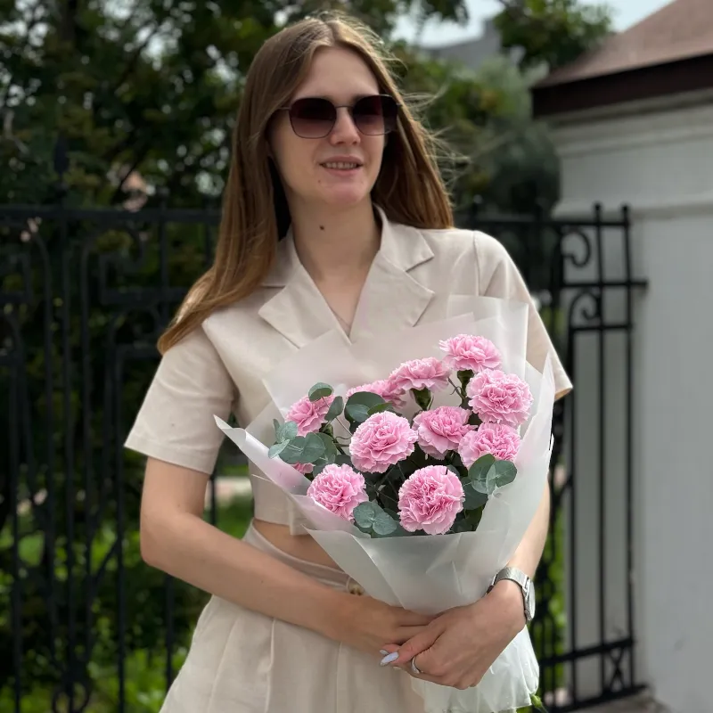 Букет розовых диантусов
