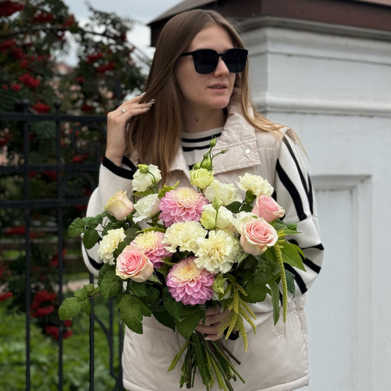 Букет «Фейерверк чувств»
