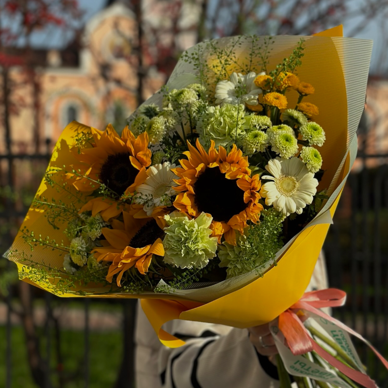 Сборный букет  «Акцент»
