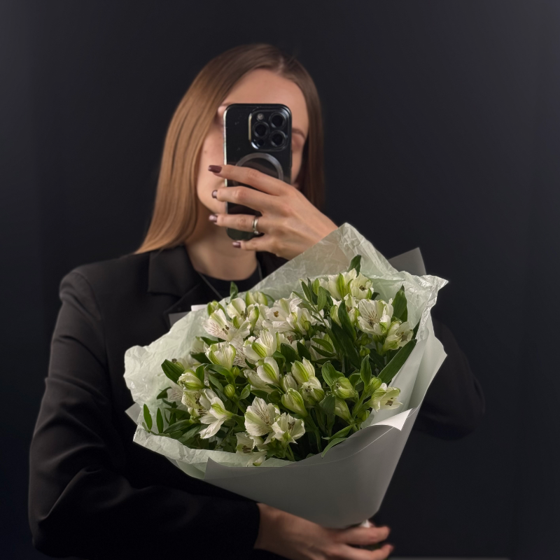 Букет 9 альстромерий